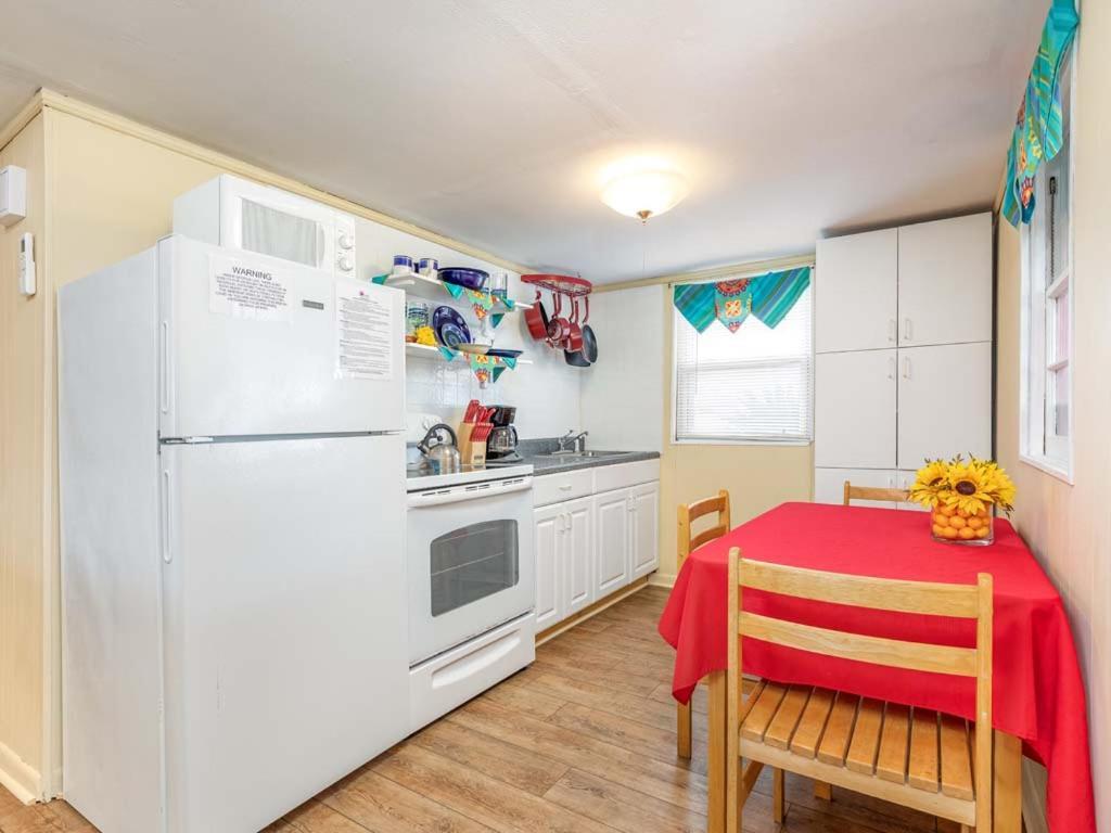 Kahuna Kabana Tybee Island Exterior photo